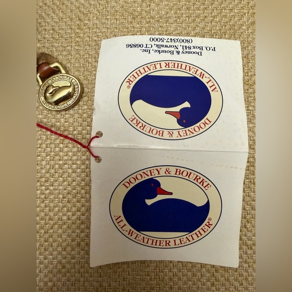 Dooney & Bourke Vintage New Tan Leather Briefcase Messenger bag - Picture 4 of 9